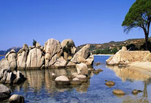 开云体育入口-圣西罗惊雷！AC米兰遭勇士重创，意甲王座暗战升级