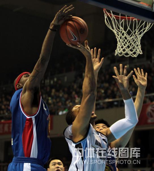 开云体育中国-澳大利亚男篮完胜法国男篮，莫里斯绝境逆转