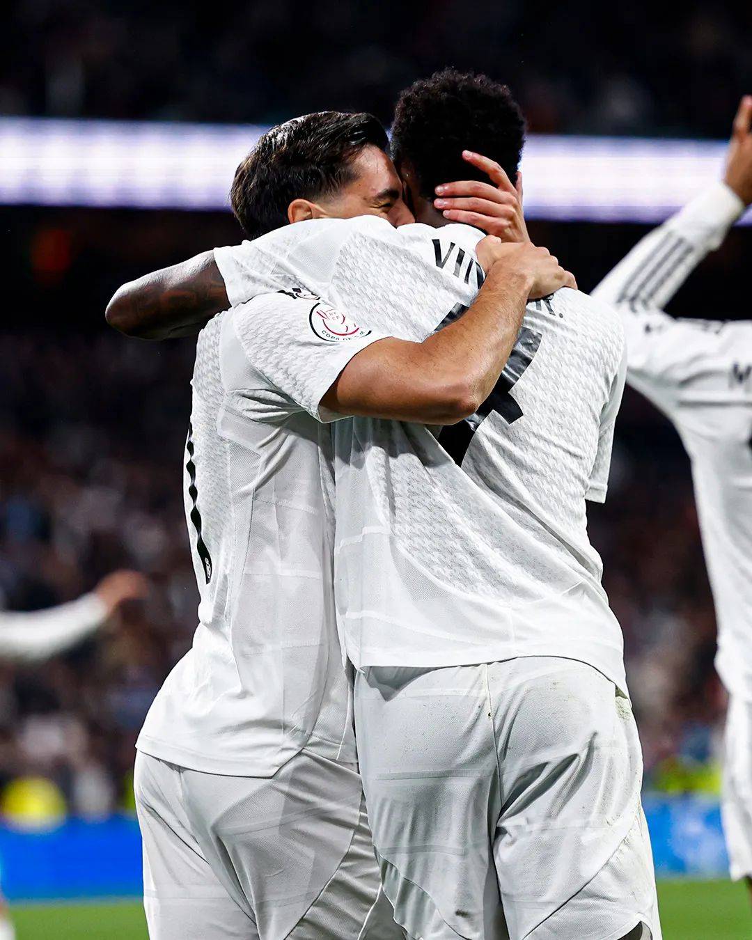 关于国王鏖战塞尔维亚男篮,加里纳利惊艳世界的信息 关于国王鏖战塞尔维亚男篮,加里纳利惊艳世界的信息