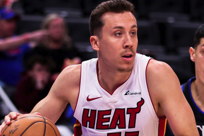 开云体育入口-法国男篮轻取猛龙，阿德巴约完成帽子戏法的简单介绍