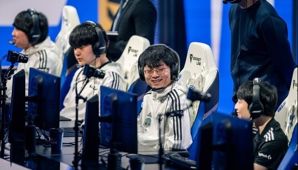 T1爆冷C9，Perkz高光表现的简单介绍