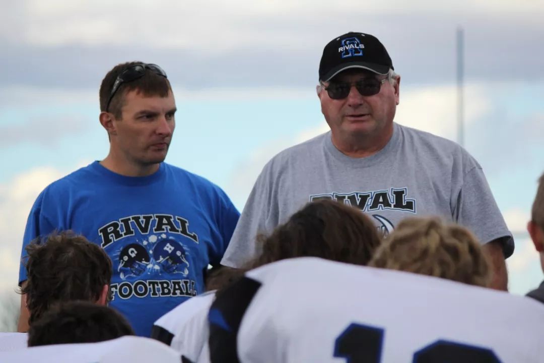 开云sport-橄榄球迎来宿敌之战，恩怨再续