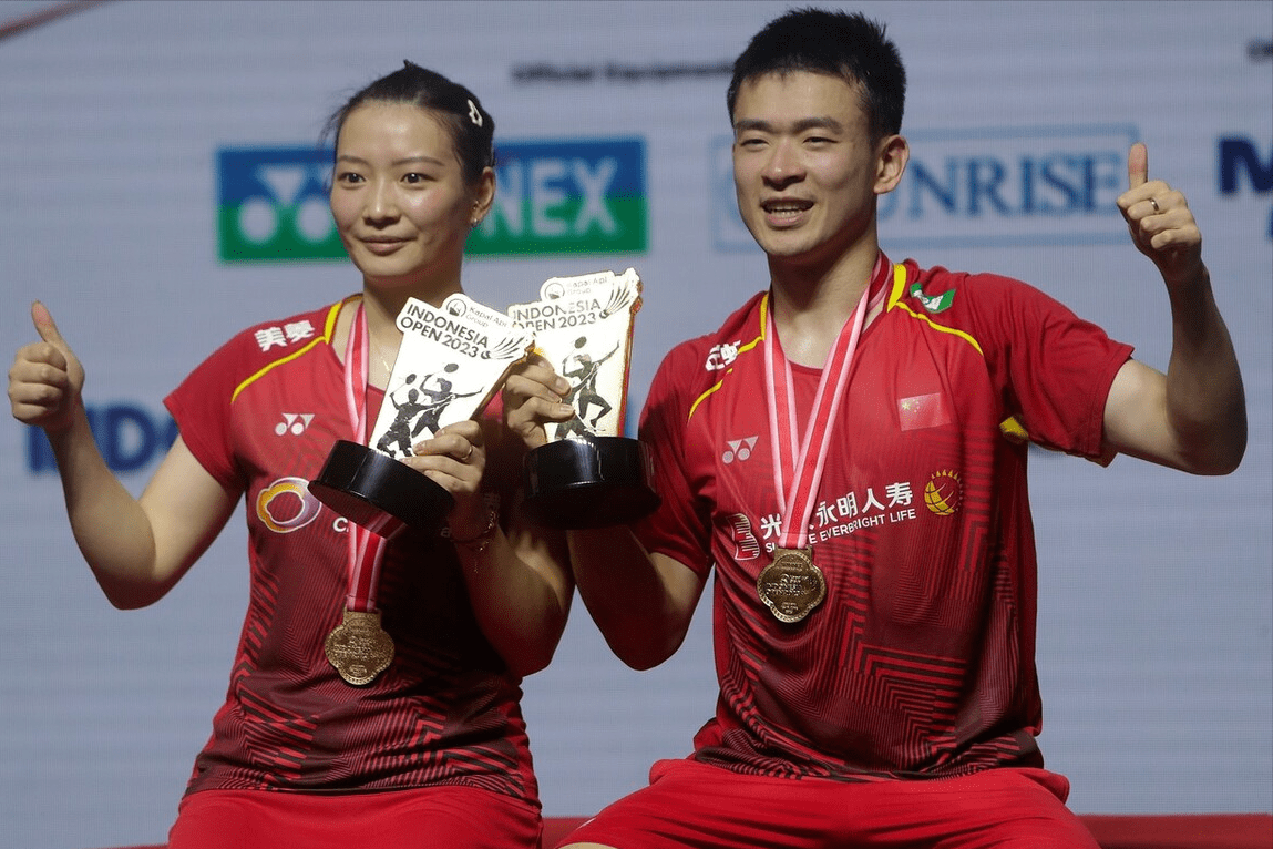 开云sport-法国队横扫日本队，郑思维点燃赛场