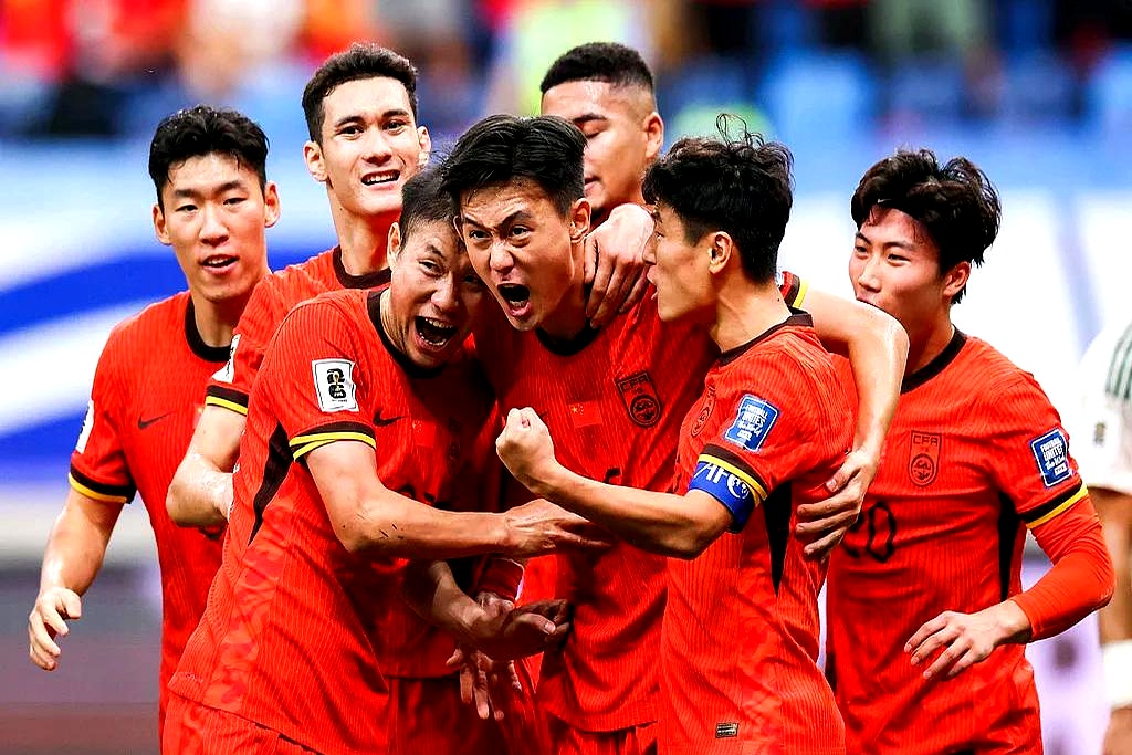 开云体育官网-中国队鏖战印尼队，安赛龙状态火热