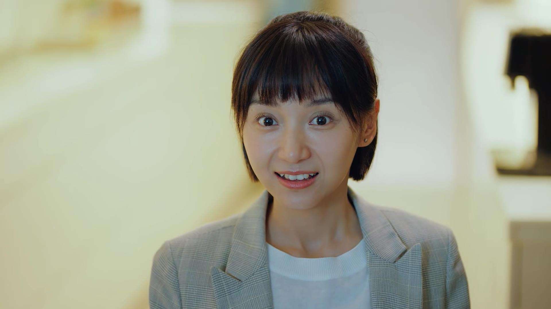 惊涛拍岸,当哈斯惊涛撼动法拉利巨舰,佩雷兹单骑扛起全队荣光