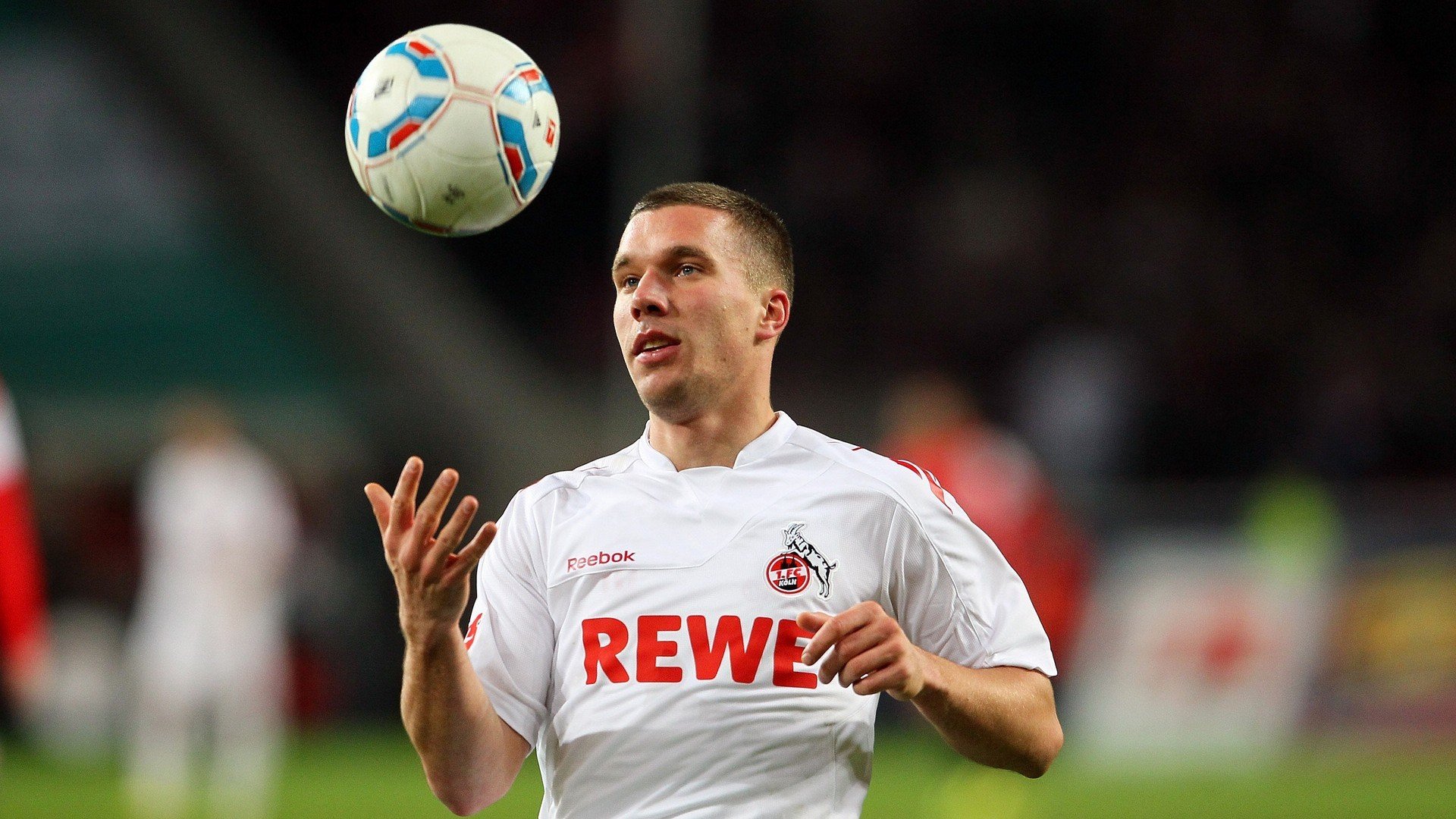 戈贝尔,球场上的无声指挥家